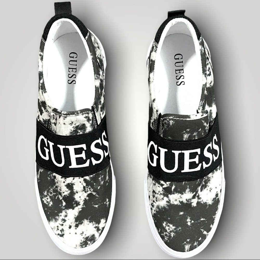 𝅺Guess Black Tie Die Slip-ons NWOT Men’s 10 - Picture 2 of 5